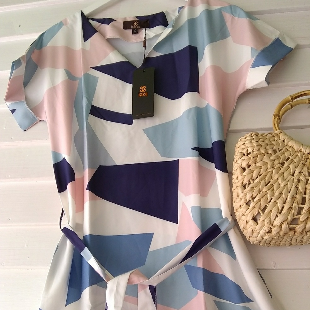 Lightweight iSassy Dress New Flowy, and waist tie